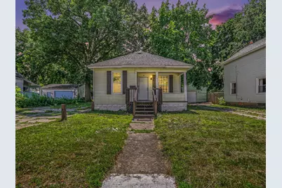 837 W Southern Avenue, Muskegon, MI 49441 - Photo 1
