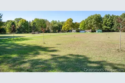13855 Lincoln Lake Avenue NE, Gowen, MI 49326 - Photo 10