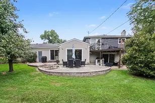 24697 S Cromwell Dr, Franklin, MI 48025 - Photo 20