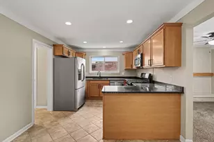 30848 Ohmer Dr, Warren, MI 48092 - Photo 4