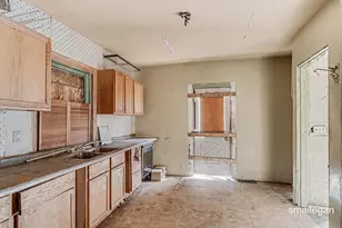 821 Clarence St, Kalamazoo, MI 49001 - Photo 6