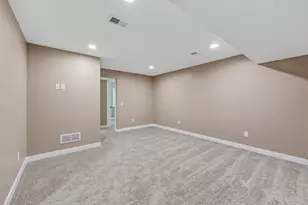 303 Aspen Hill Dr, Shelby, MI 49455 - Photo 16
