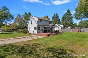 445 Green St, Grand Ledge, MI 48837 - Photo 44