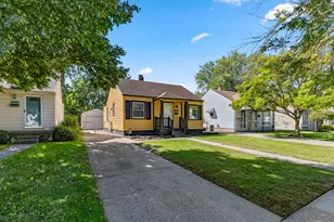 19130 Woodcrest St, Harper Woods, MI 48225 - Photo 2