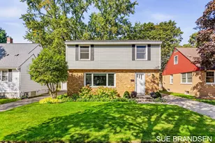 23 E 30th St, Holland, MI 49423 - Photo 1