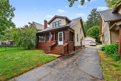 319 Glenhaven Avenue NW, Grand Rapids, MI 49504 - Photo 2