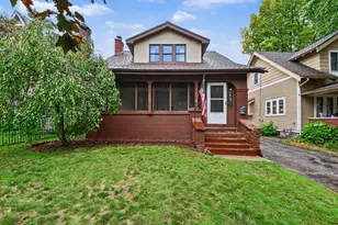 319 Glenhaven Ave NW, Grand Rapids, MI 49504 - Photo 1