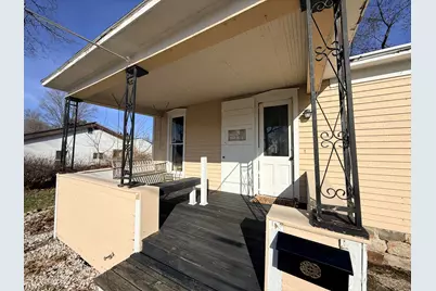 711 Maple Street, Three Rivers, MI 49093 - Photo 4