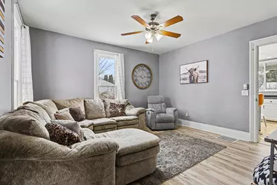 711 Maple Street, Three Rivers, MI 49093 - Photo 6