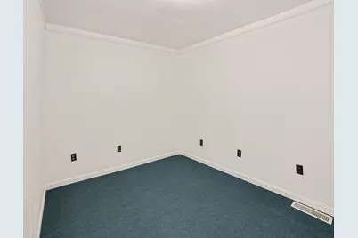 210 Cleveland Street, Manistee, MI 49660 - Photo 10