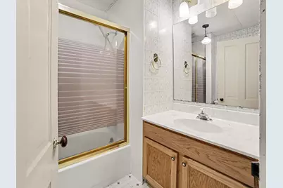 210 Cleveland Street, Manistee, MI 49660 - Photo 14