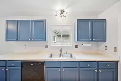 36457 Black Oak Drive, Westland, MI 48185 - Photo 12