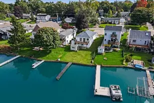 1010 Brighton Lake Rd, Brighton, MI 48116 - Photo 4