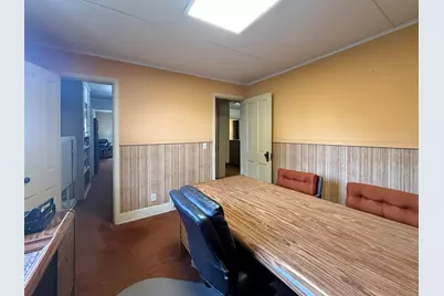 110 W Division Street, Dowagiac, MI 49047 - Photo 20