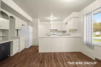 5366 Effingham Drive SE, Kentwood, MI 49508 - Photo 8