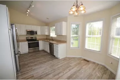 3015 Mandarin Grove Lane, Kalamazoo, MI 49004 - Photo 8