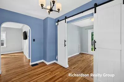 1055 NE Crescent Street NE, Grand Rapids, MI 49503 - Photo 18