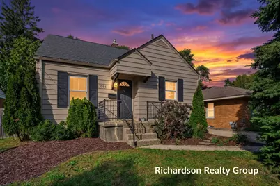1055 NE Crescent Street NE, Grand Rapids, MI 49503 - Photo 4