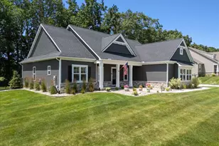 9598 Chalfonte Dr, Brighton, MI 48116 - Photo 6