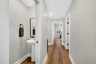 826 Fairview Ave NE, Grand Rapids, MI 49503 - Photo 28