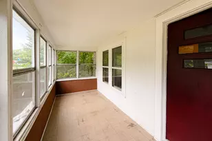 781 E High St, Benton Harbor, MI 49022 - Photo 10