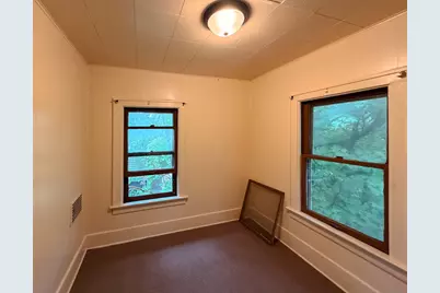 781 E High Street, Benton Harbor, MI 49022 - Photo 20