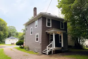 781 E High St, Benton Harbor, MI 49022 - Photo 4