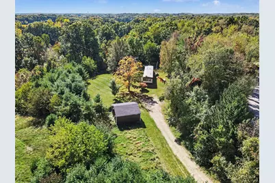 8647 Summit Drive, Delton, MI 49046 - Photo 18