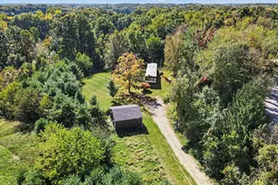 8647 Summit Dr, Delton, MI 49046 - Photo 18