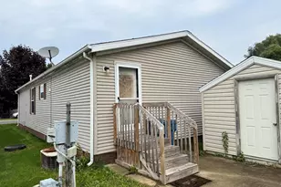 421 Cheyenne River Dr, Adrian, MI 49221 - Photo 22