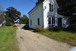 127 Michigan Ave, Hartford, MI 49057 - Photo 2