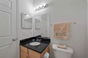 228 W Oakbrook Dr, Ann Arbor, MI 48103 - Photo 24