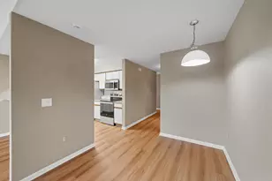 1755 Weatherstone Dr, Ann Arbor, MI 48108 - Photo 10