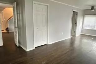 7597 Ziegler St, Taylor, MI 48180 - Photo 8