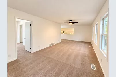 729 Jay Street, Belding, MI 48809 - Photo 16