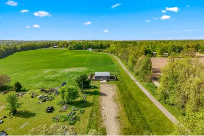 7505 E Reading Road E, Pittsford, MI 49271 - Photo 2