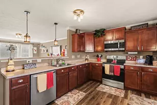 1714 Grovenberg Ct, Vicksburg, MI 49097 - Photo 8
