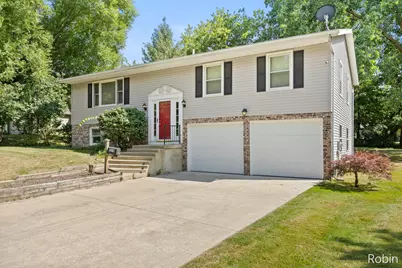 2210 Skyline Drive NW, Grand Rapids, MI 49504 - Photo 2