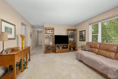 2210 Skyline Drive NW, Grand Rapids, MI 49504 - Photo 4