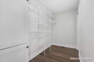 325 Round Hill Rd, Kalamazoo, MI 49009 - Photo 22