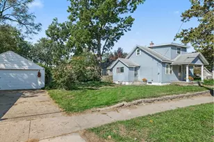 4039 Buchanan Ave SW, Wyoming, MI 49548 - Photo 2