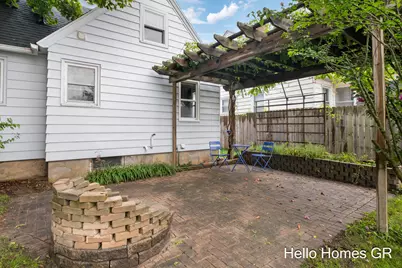 223 Leyden Avenue SW, Grand Rapids, MI 49504 - Photo 28
