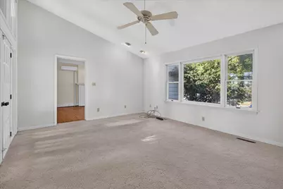 415 Ridgeway Street, Saint Joseph, MI 49085 - Photo 12