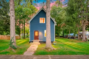 322 E James St, Lawrence, MI 49064 - Photo 1