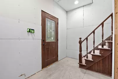 322 E James Street, Lawrence, MI 49064 - Photo 2