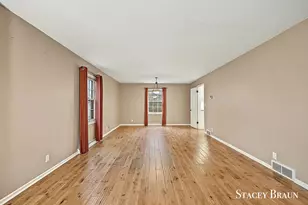 2165 Shawnee Dr SE, Grand Rapids, MI 49506 - Photo 26