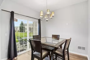 26649 Kirkway Dr, Woodhaven, MI 48183 - Photo 12