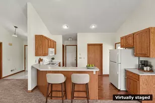 2921 Hunters Pl, Kalamazoo, MI 49048 - Photo 14
