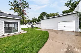 1049 Second St NW, Grand Rapids, MI 49504 - Photo 40