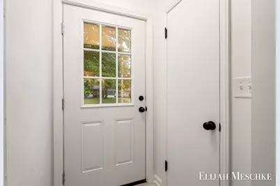 829 Ariebill Street SW, Wyoming, MI 49509 - Photo 6